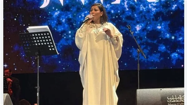 أصيبت بوعكة صحية بسبب التهاب معوي مفاجئ.. طبيب شيرين يوضح وضعها الصحي