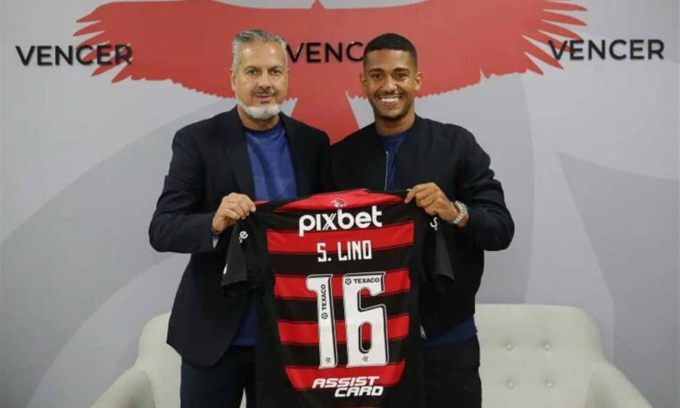 أعلى صفقة في تاريخ النادي.. فلامنجو يتعاقد مع لينو من أتلتيكو مدريد أعلى صفقة في تاريخ النادي.. فلامنجو يتعاقد مع لينو من أتلتيكو مدريد