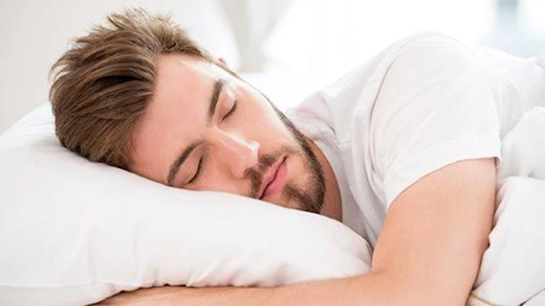 أفضل أربع تمارين لتعزيز نوعية النوم أفضل أربع تمارين لتعزيز نوعية النوم