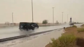 أمطار تتساقط في مناطق مختلفة من أبوظبي ودبي