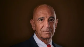 أميركا تضغط على لبنان لاتخاذ قرار حكومي بشأن نزع سلاح حزب الله.