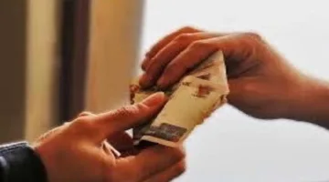 أمين الفتوى ينبه من مخاطر تقديم الرشوة للحصول على عمل