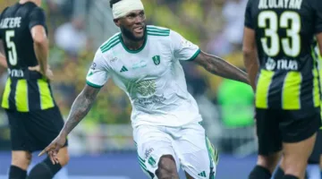 أهلي جدة يتيح فرصة رحيل كيسي واهتمام بارز من فيورنتينا