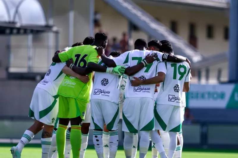 أهلي جدة يحقق انتصاراً ودياً على تيرول النمساوي بمشاركة محرز وميندي في أوروبا أهلي جدة يحقق انتصاراً ودياً على تيرول النمساوي بمشاركة محرز وميندي في أوروبا