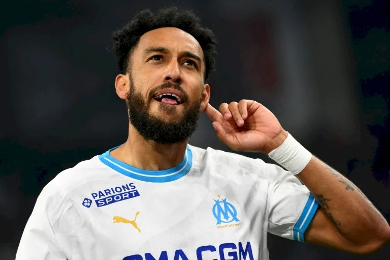 أوباميانغ يعود إلى مارسيليا بعد مرور عام على رحيله أوباميانغ يعود إلى مارسيليا بعد مرور عام على رحيله