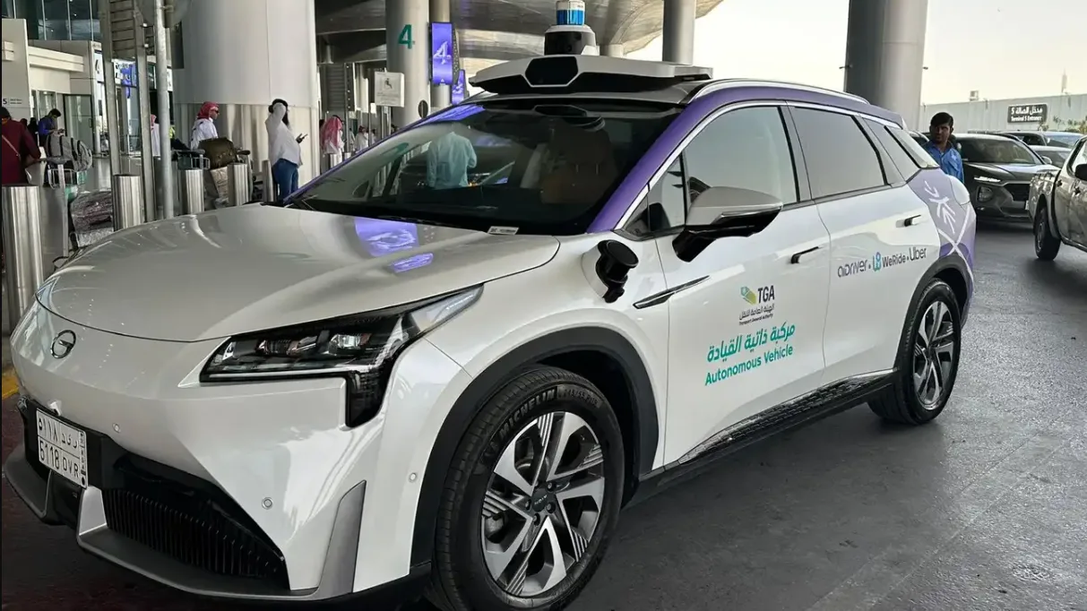 «أوبر» للمركبات الذاتية القيادة تستعد للإطلاق في الرياض «أوبر» للمركبات الذاتية القيادة تستعد للإطلاق في الرياض