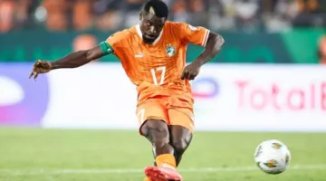 أورييه يُفاجئ الجميع بانتقاله إلى بيرسبوليس الإيراني.
