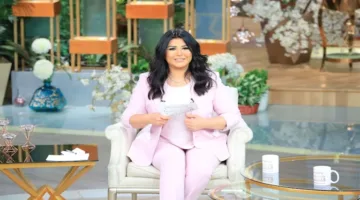 أول تعليق من “معكم منى الشاذلي” بعد اتهام مها الصغير بسرقة لوحة فنية عرضتها