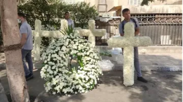 أول لقطات من مراسم جنازة الفنان لطفي لبيب