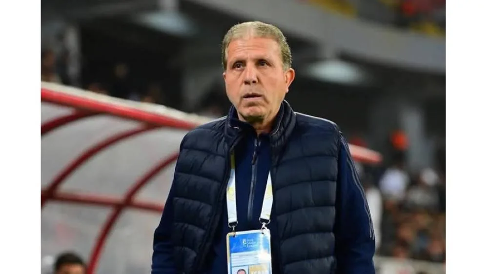 أيمن الحكيم السوري يتولى تدريب فريق الكرخ العراقي أيمن الحكيم السوري يتولى تدريب فريق الكرخ العراقي