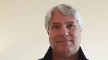 أيمن الشريعي يوضح التفاصيل: عبد الناصر لم يغادر إنبي ومصطفى شلبي جزء من المشهد.