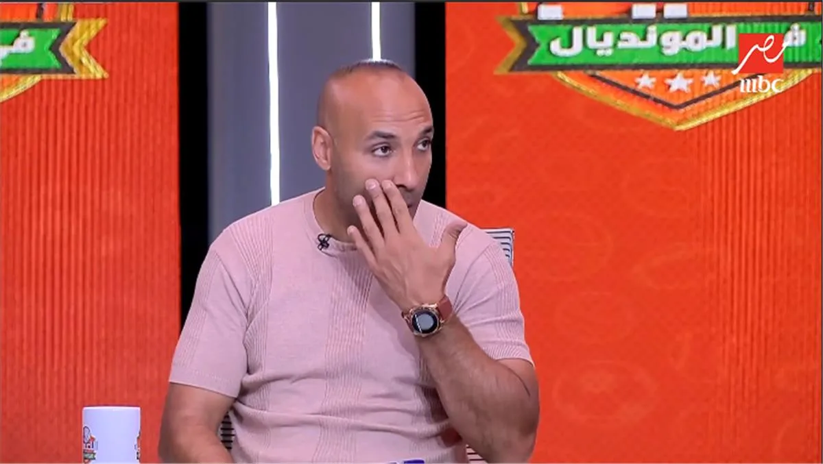 أيمن عبد العزيز يثير الجدل: الخطيب يتدخل لتعطيل صفقة حامد حمدان مع الزمالك أيمن عبد العزيز يثير الجدل: الخطيب يتدخل لتعطيل صفقة حامد حمدان مع الزمالك