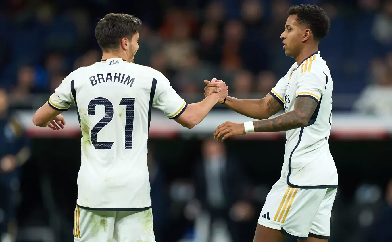 إبراهيم دياز يغير الوضع في ريال مدريد بعد انضمام ماستانتونو إبراهيم دياز يغير الوضع في ريال مدريد بعد انضمام ماستانتونو
