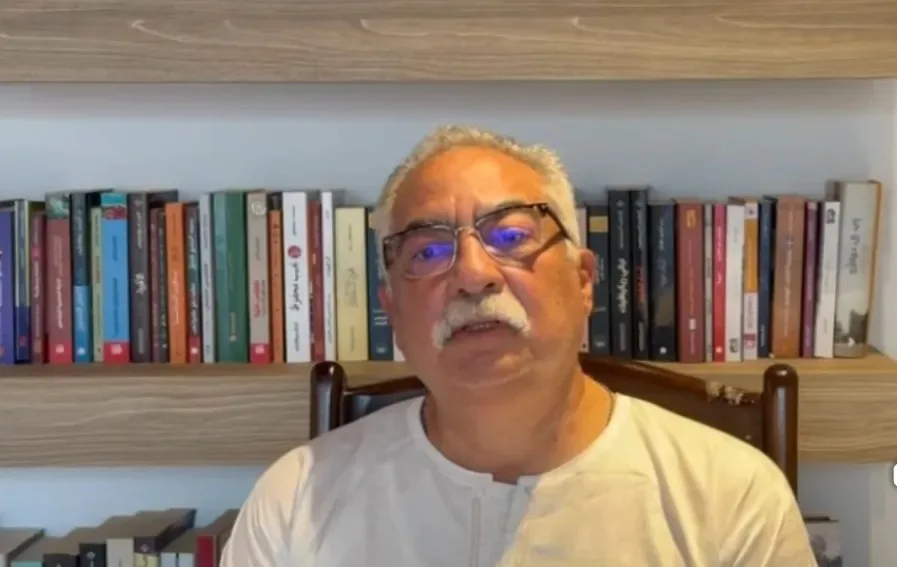 إبراهيم عيسى يتناول فوضى اقتحام السفارات المصرية في الخارج: حرية التعبير لا تبرر التعدي، وكل سفارة تمثل جزءاً من الوطن.