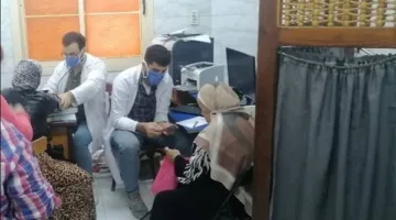 إجراء الفحوصات الطبية لـ 1200 مواطن في قافلة مستشفى الأزهر الجامعي بأسيوط