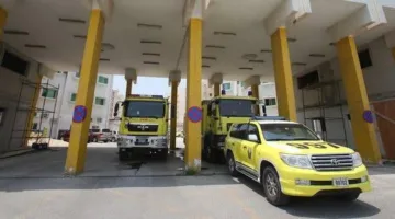 إخماد حريق في مستودع منطقة الصناعية الخامسة بالشارقة