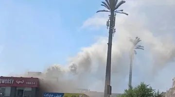 إخماد حريق في مطعم معروف قرب مسجد الحصري في 6 أكتوبر بواسطة 5 سيارات إطفاء
