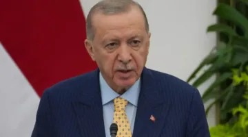 إردوغان: طلبت من ترامب التدخل لإعلان وقف إطلاق النار لحماية المتواجدين في غزة الذين ينتظرون المساعدات.