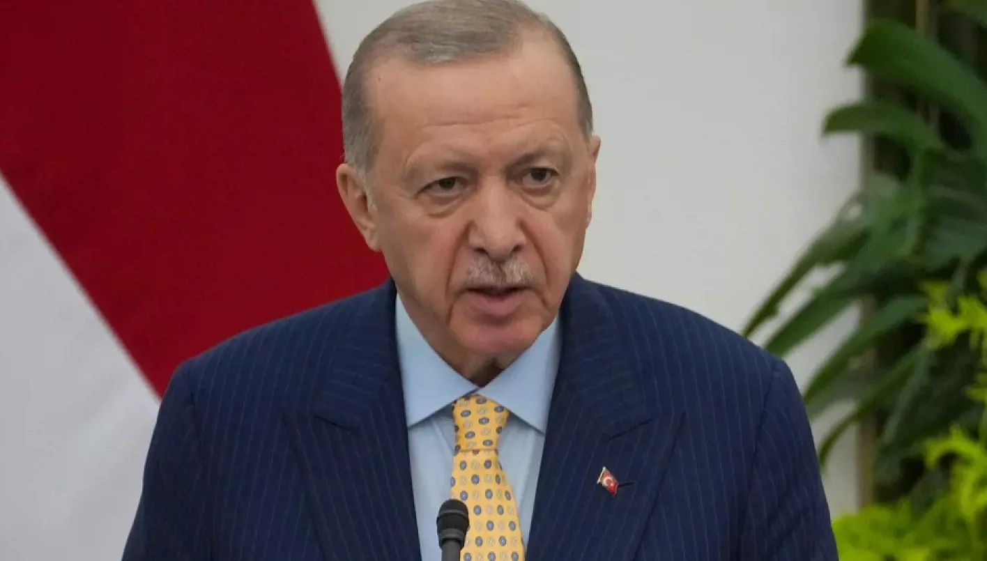 إردوغان: طلبت من ترامب التدخل لإعلان وقف إطلاق النار لحماية المتواجدين في غزة الذين ينتظرون المساعدات. إردوغان: طلبت من ترامب التدخل لإعلان وقف إطلاق النار لحماية المتواجدين في غزة الذين ينتظرون المساعدات.