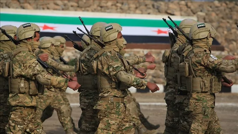 إسرائيل تتعهد بإنهاء الهجمات على الجيش السوري في المنطقة الجنوبية.