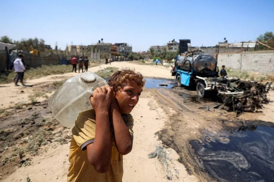 إسرائيل تزيد من جرائمها و”حرب العطش” ضد الفلسطينيين إسرائيل تزيد من جرائمها و”حرب العطش” ضد الفلسطينيين