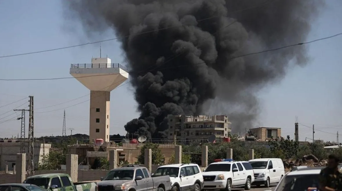إسرائيل تضرب السويداء.. وقناة عبرية تعلن: الهجوم بالتنسيق مع الولايات المتحدة إسرائيل تضرب السويداء.. وقناة عبرية تعلن: الهجوم بالتنسيق مع الولايات المتحدة