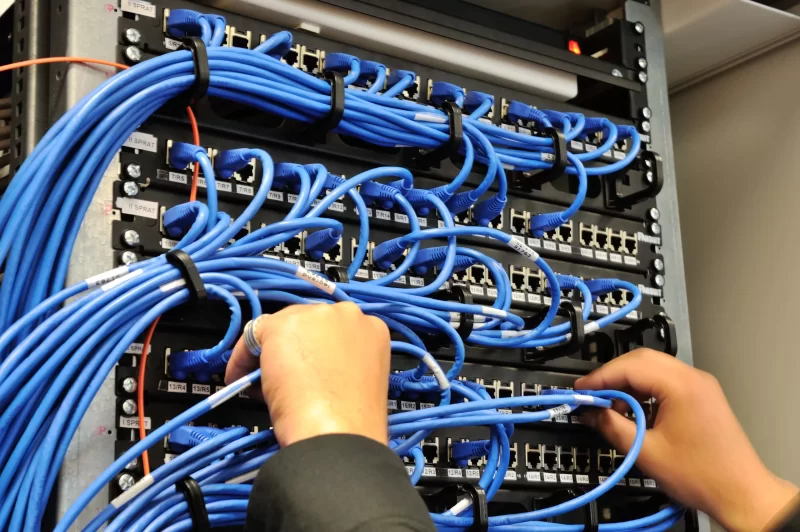 إشارة إيجابية.. استئناف خدمات «اتصالات إي آند» بعد الحريق في سنترال رمسيس إشارة إيجابية.. استئناف خدمات «اتصالات إي آند» بعد الحريق في سنترال رمسيس