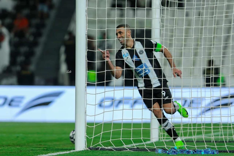 إشارة الشباب الإيجابية.. حمد الله على وشك الانضمام للهلال في كأس العالم للأندية
