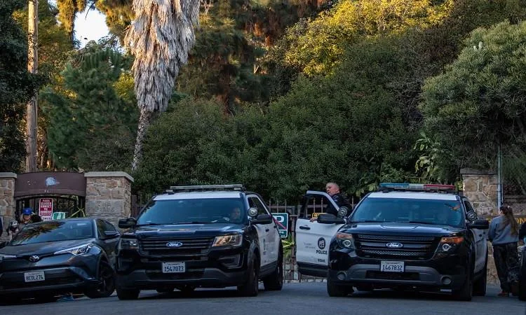 إصابة 20 فرداً في حادث سير بمدينة لوس أنجلوس الأميركية إصابة 20 فرداً في حادث سير بمدينة لوس أنجلوس الأميركية
