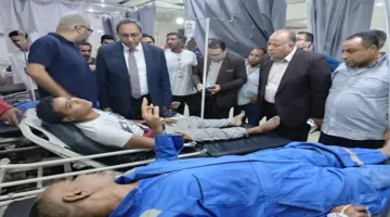 إصابة 4 عمال نتيجة انهيار مظلة في موقف نجع حمادي بقنا.. وتوجيهات سريعة من الجهات المعنية