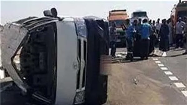 إصابة 6 أفراد نتيجة انقلاب حافلة صغيرة في أطفيح