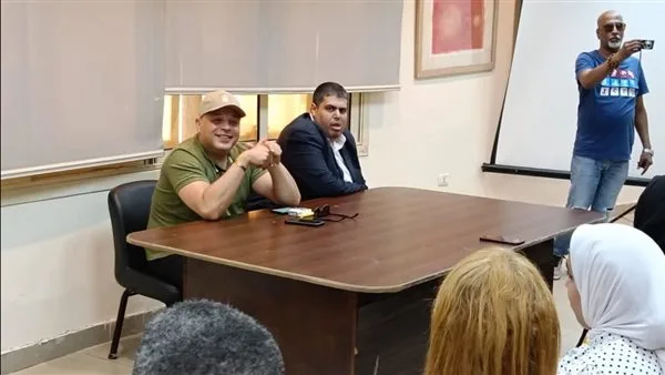 إطلاق مشروع “حقق حلمك.. السينما بين يديك” لعام 2025 في قصر ثقافة الأنفوشي إطلاق مشروع “حقق حلمك.. السينما بين يديك” لعام 2025 في قصر ثقافة الأنفوشي