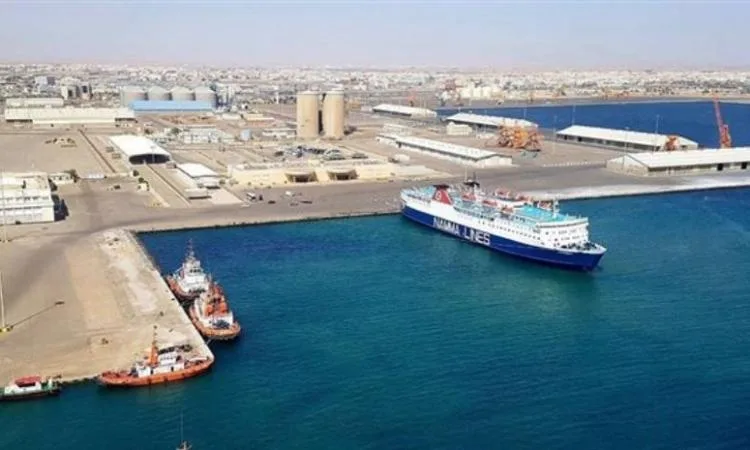 إغلاق ميناء نويبع نظراً لسوء الظروف الجوية إغلاق ميناء نويبع نظراً لسوء الظروف الجوية