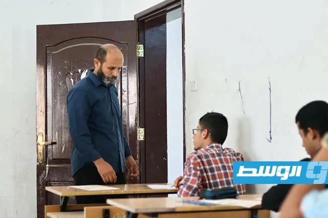 إلغاء اختبارات 14 طالباً من الصف الثانوي إلغاء اختبارات 14 طالباً من الصف الثانوي