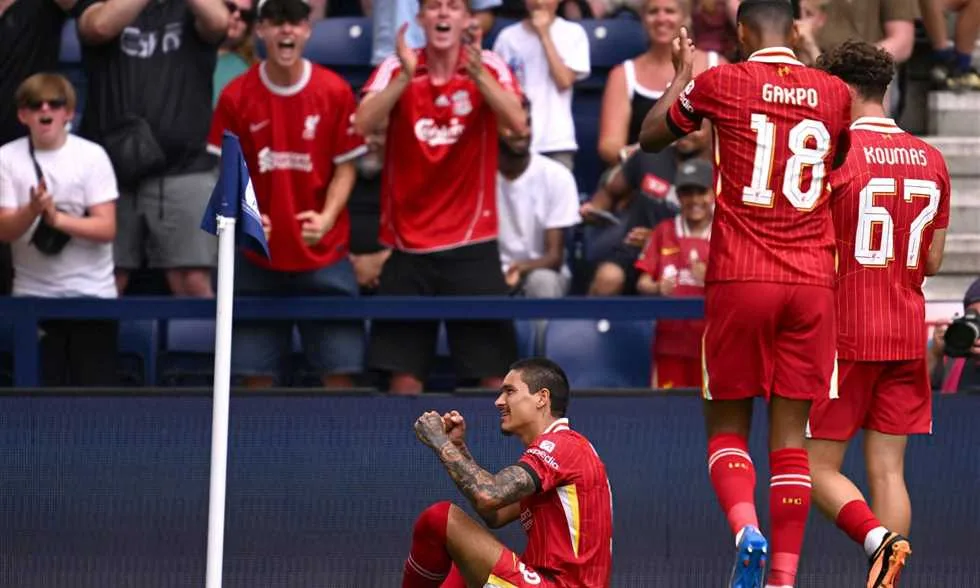 إلى جوتا.. ليفربول يحقق انتصارا وديا على بريستون بمشاركة صلاح إلى جوتا.. ليفربول يحقق انتصارا وديا على بريستون بمشاركة صلاح