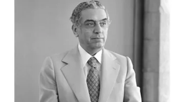 إلياس سركيس: عندما يمنح الغياب معنى الوجود