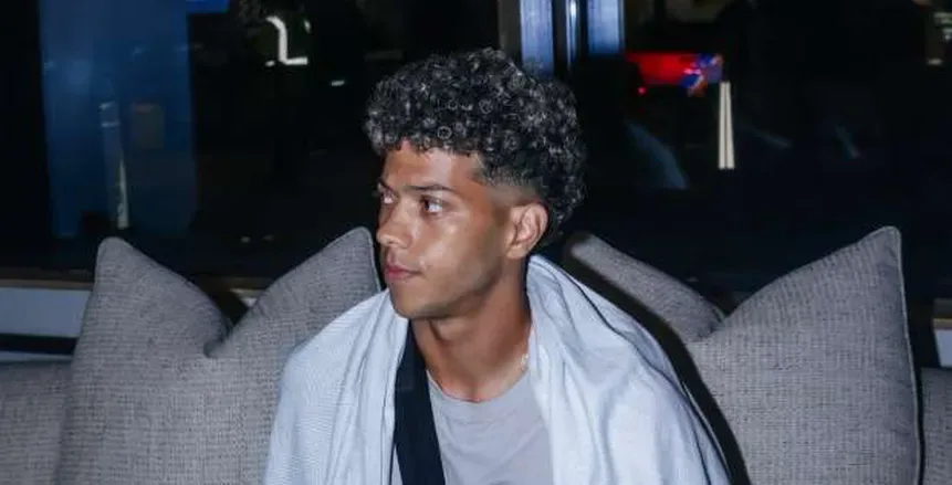 إمام عاشور يتلقى تدريبات فردية بإشراف المدرب البدني لفريق بيراميدز إمام عاشور يتلقى تدريبات فردية بإشراف المدرب البدني لفريق بيراميدز