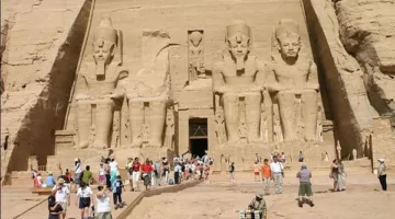 إيرادات السياحة في مصر ترتفع بنسبة 22% خلال النصف الأول من 2025