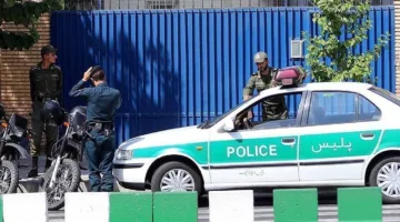 إيران… استشهاد عنصرين من الشرطة في هجوم مسلح
