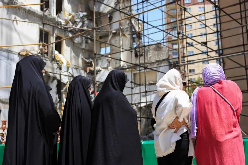 إيران تتوعد بتعزيز عمليات التخصيب والانفصال عن «معاهدة عدم انتشار الأسلحة النووية» إيران تتوعد بتعزيز عمليات التخصيب والانفصال عن «معاهدة عدم انتشار الأسلحة النووية»