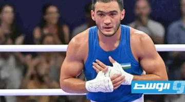 إيقاف عزيز بك بسبب استخدام مكمل منشط لنمو العضلات