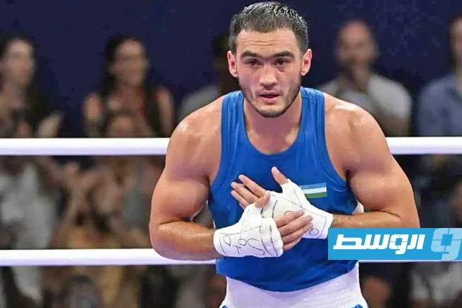 إيقاف عزيز بك بسبب استخدام مكمل منشط لنمو العضلات