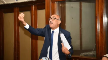 إيهاب منصور: النظام التعليمي الذي اقترحته الحكومة قد يكون إيجابياً، لكن يفتقر إلى التفاصيل اللازمة.