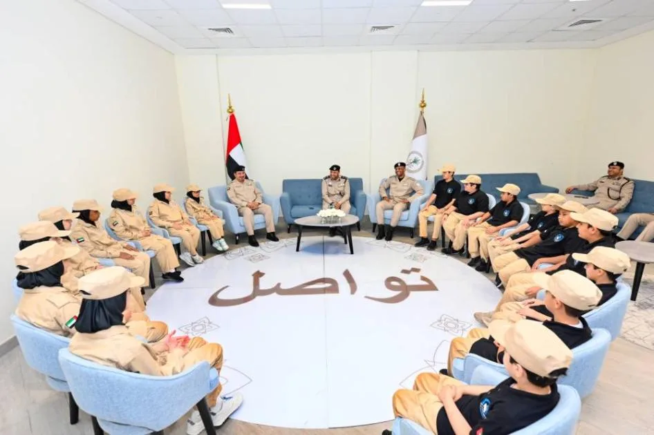 ابن عامر لأعضاء «أصدقاء الشرطة»: أنتم مستقبل البلد وممثلوه