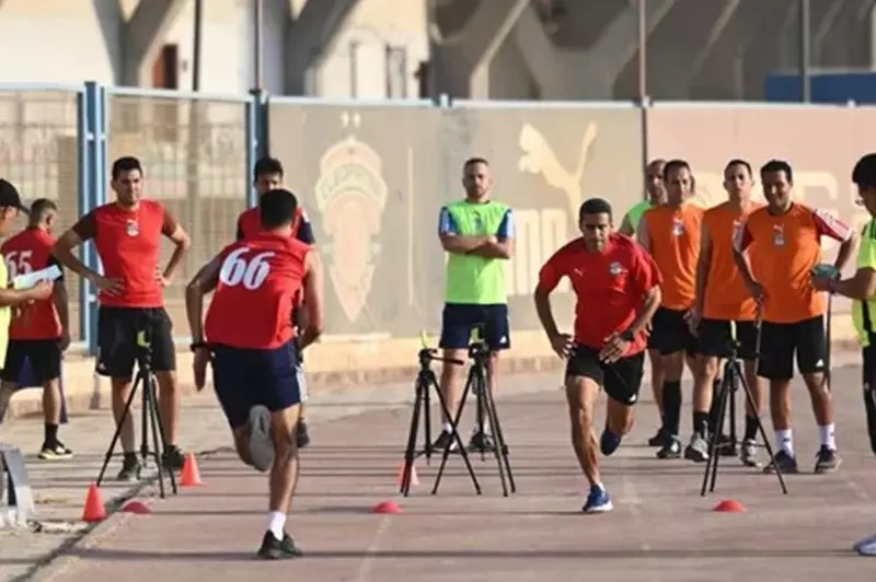 اتحاد الكرة يعلن نجاح 16 حكمًا و26 مساعدًا في اختبارات اللياقة البدنية اتحاد الكرة يعلن نجاح 16 حكمًا و26 مساعدًا في اختبارات اللياقة البدنية