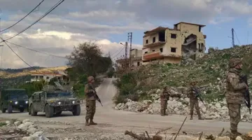 احتجاز 78 مواطنًا سوريًا في لبنان
