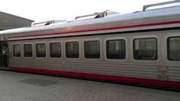 اختفاء مقاعد الركاب: unraveling the mystery of the missing carriage during the train journey