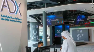اختلاف أسواق الخليج مع انطلاق موسم إعلان النتائج والغموض بشأن الرسوم