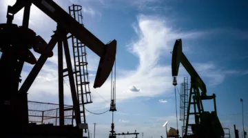 ارتفاع النفط مع استمرار الطلب القوي رغم زيادة إنتاج “أوبك+”