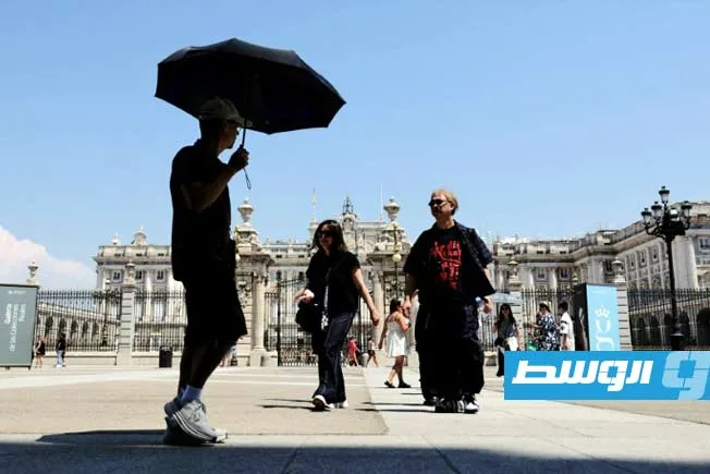 ارتفاع حرارة الأرض تسبب في زيادة موجة الحر الأخيرة في أوروبا بمقدار أربع درجات ارتفاع حرارة الأرض تسبب في زيادة موجة الحر الأخيرة في أوروبا بمقدار أربع درجات